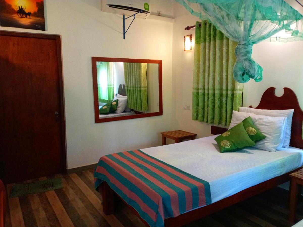 Hotel Habarana Hide Away Exterior foto